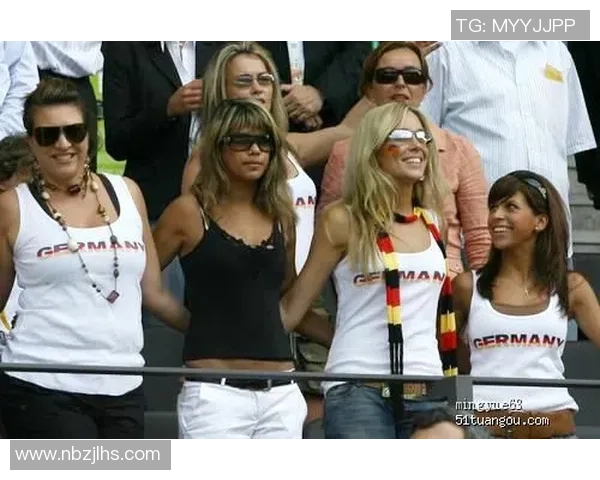 大牌足球明星女友的身材魅力与时尚风采全解析